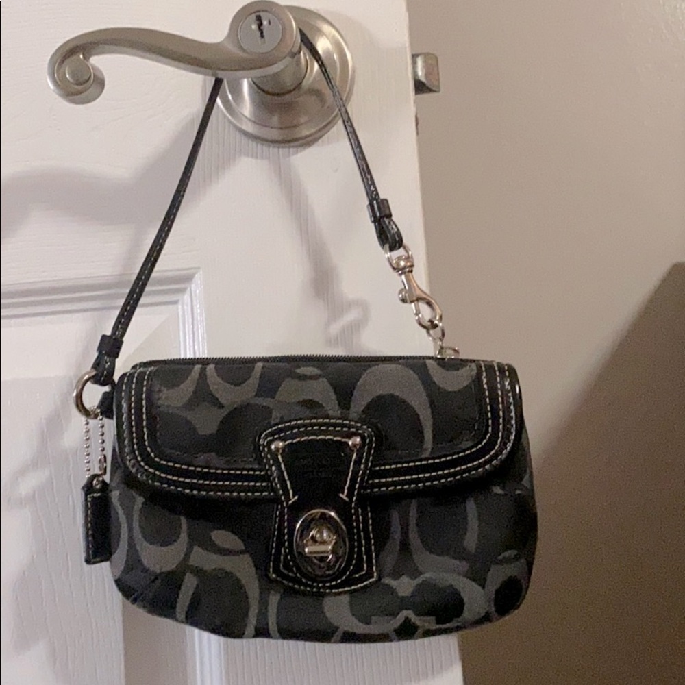 Coach hand bag